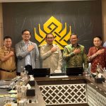 100 tahun jam gadang